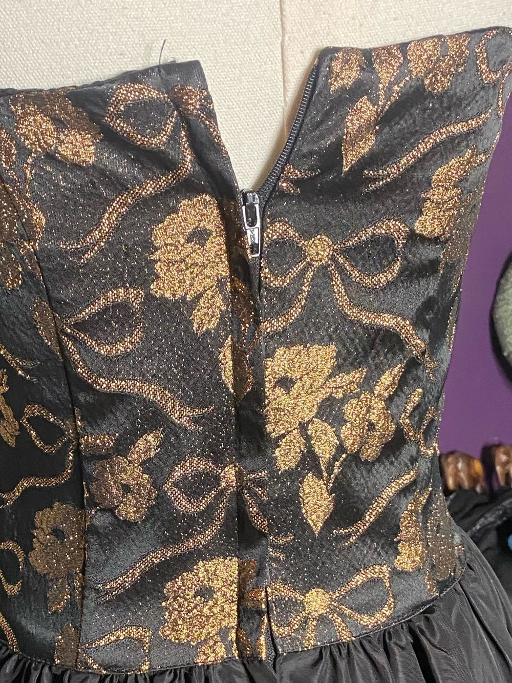 Gunne Sax by Jessica McClintock Black Gold Brocade Strapless Ball Gown Dress 6 - Picture 6 of 9